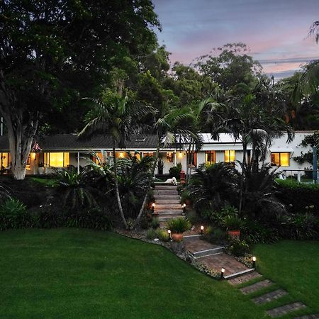 Sensom Boutique Bed And Breakfast Sapphire Beach Exterior photo